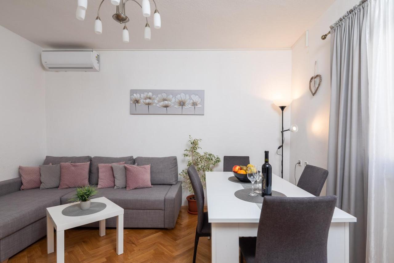Apartment Beba Dugi Rat Luaran gambar