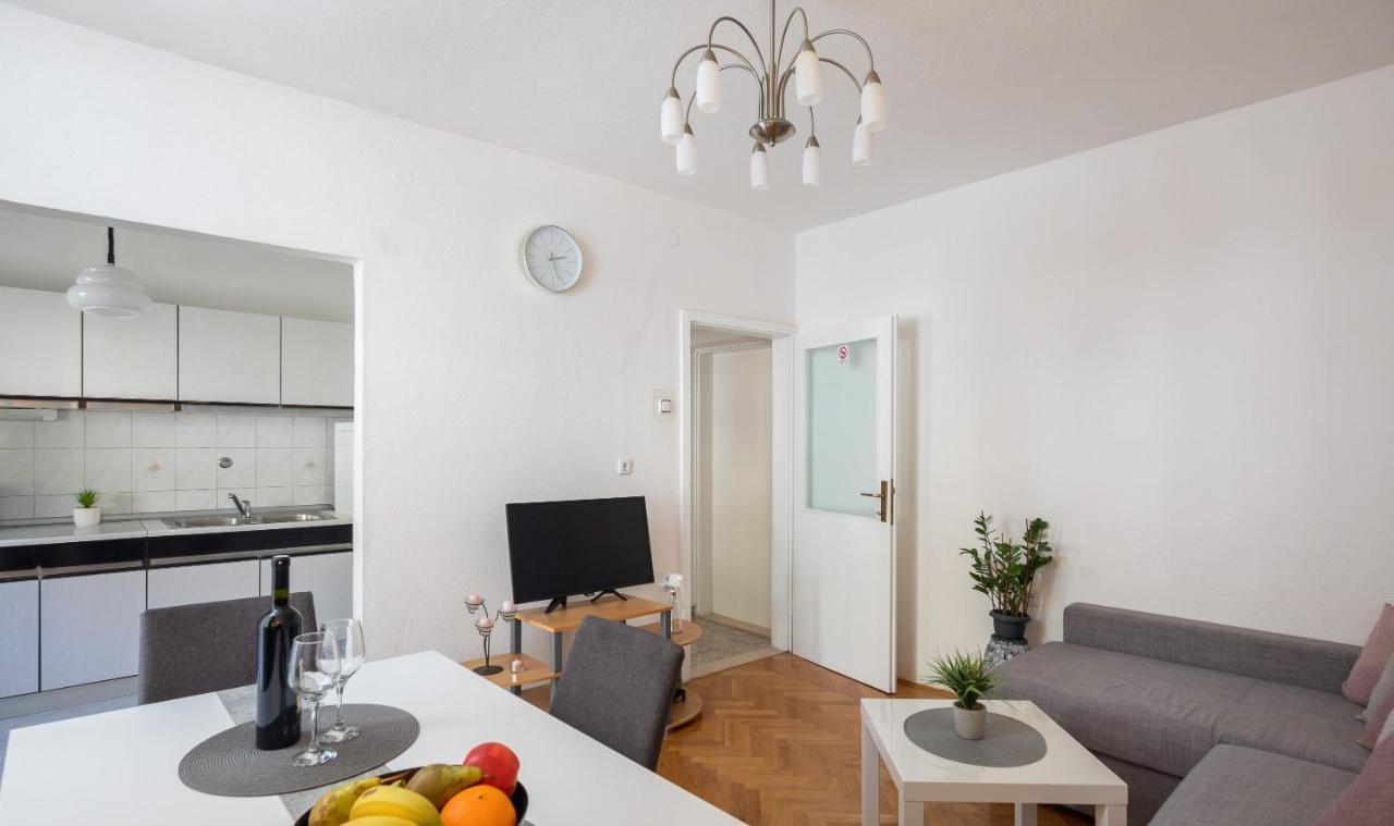 Apartment Beba Dugi Rat Luaran gambar