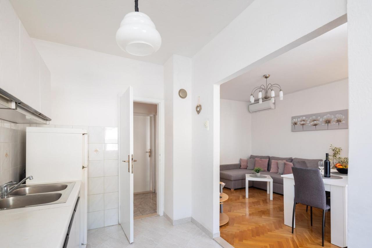 Apartment Beba Dugi Rat Luaran gambar