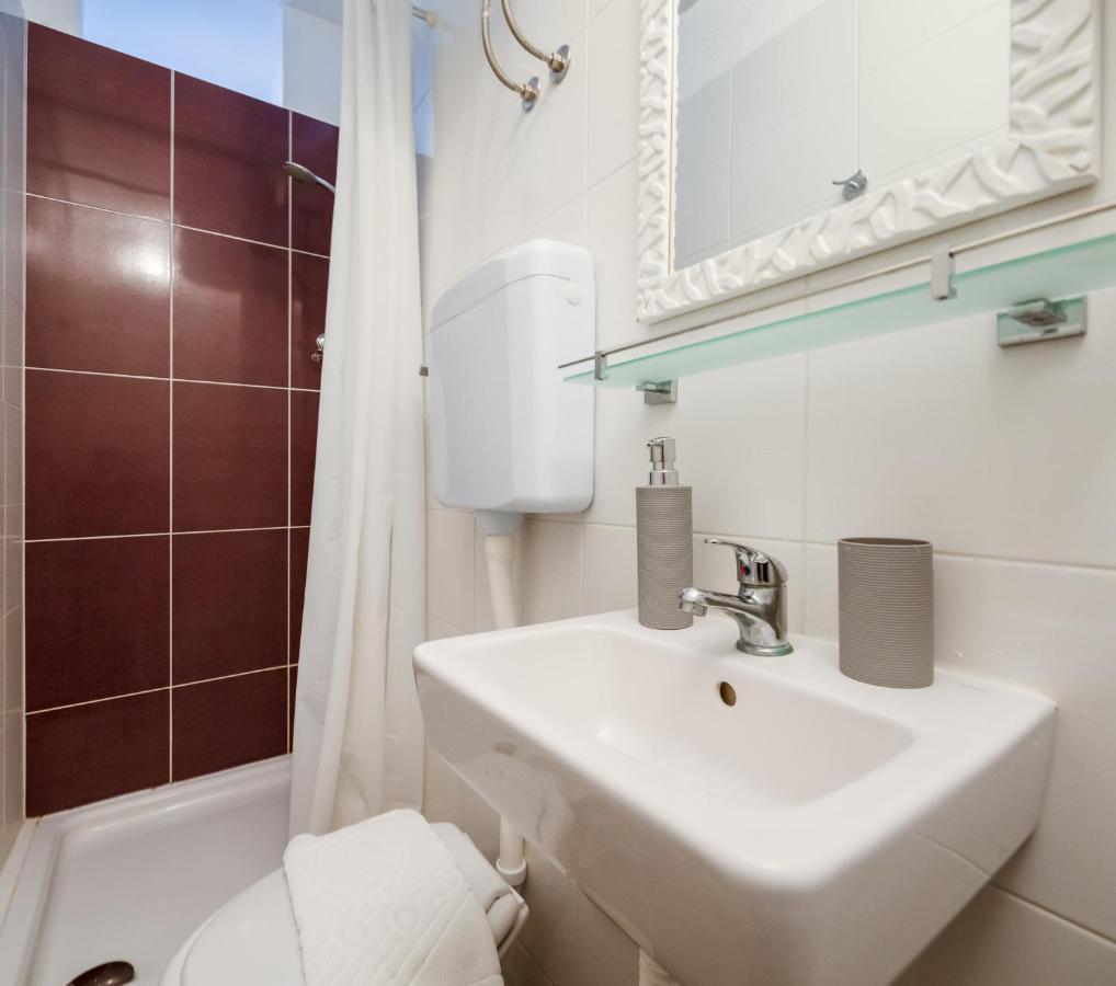 Apartment Beba Dugi Rat Luaran gambar